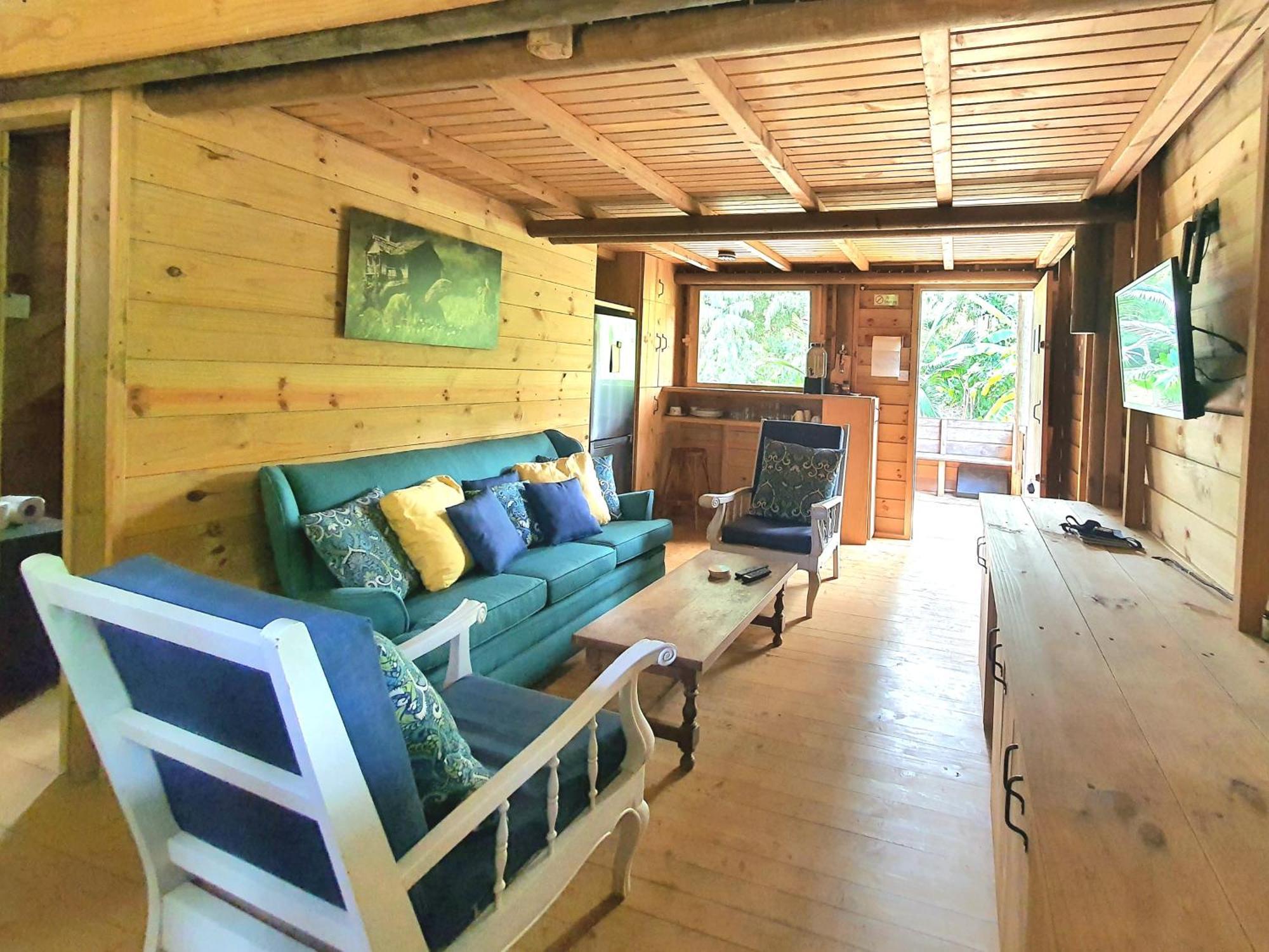 Le Chalet, La Petite Ferme Vieux Grand Port Экстерьер фото